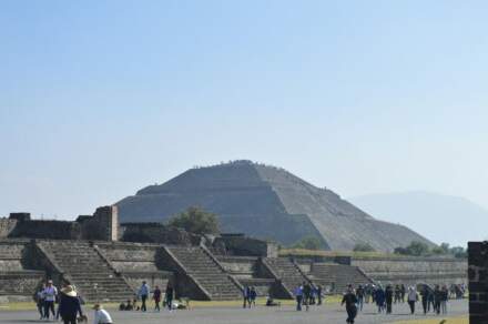¿Hay visitas organizadas de Puebla a Teotihuacan?
